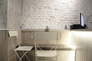 Reception - HAUS  Galata (Istanbul)