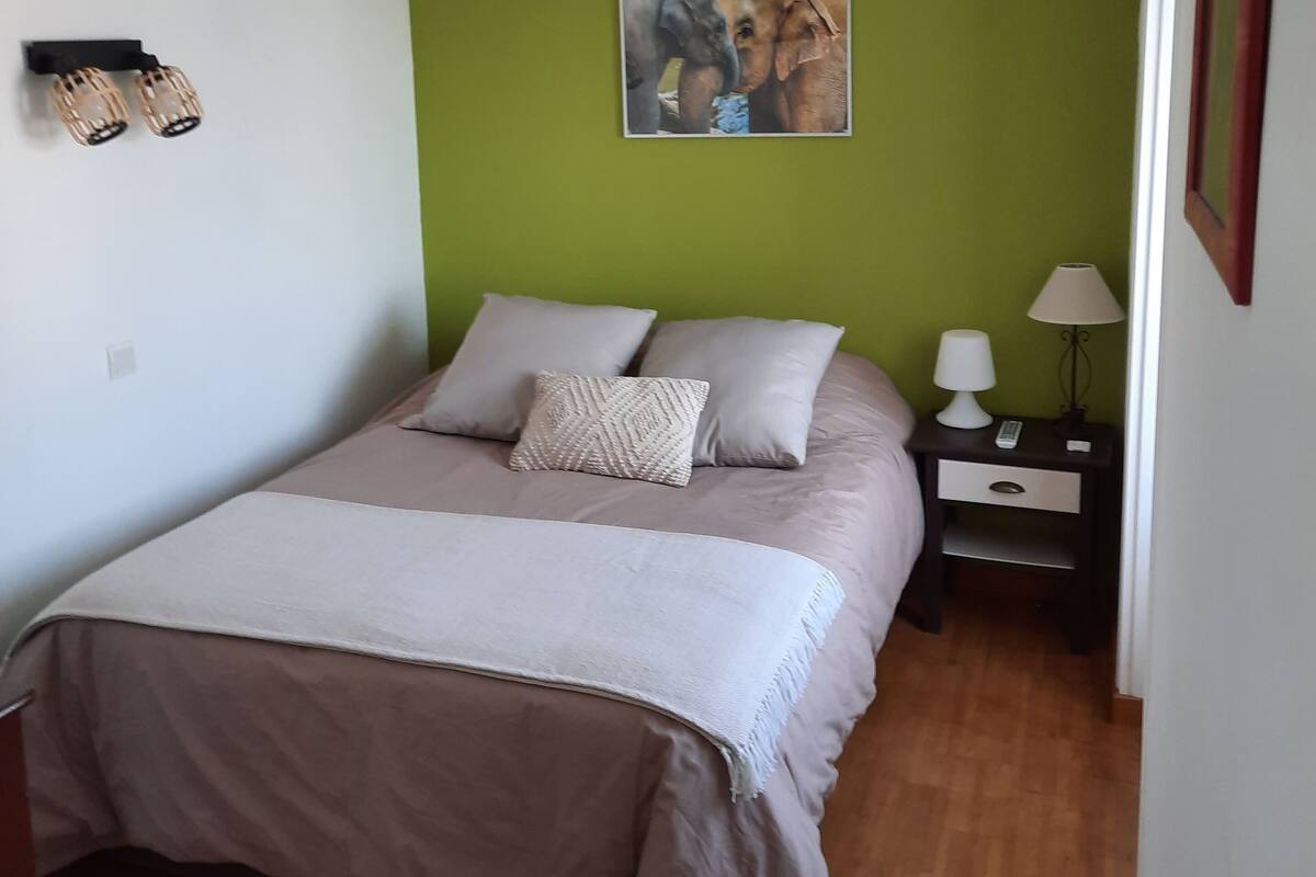 1 dormitorio, decoración individual, mobiliario individual y wifi gratis