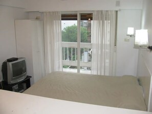 Studio, 1 Doppelbett, Nichtraucher | Kostenloses WLAN, Bettwäsche