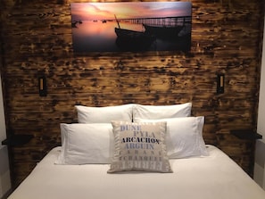 1 Schlafzimmer, individuell dekoriert, individuell eingerichtet