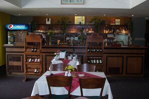 包含每日自助早餐