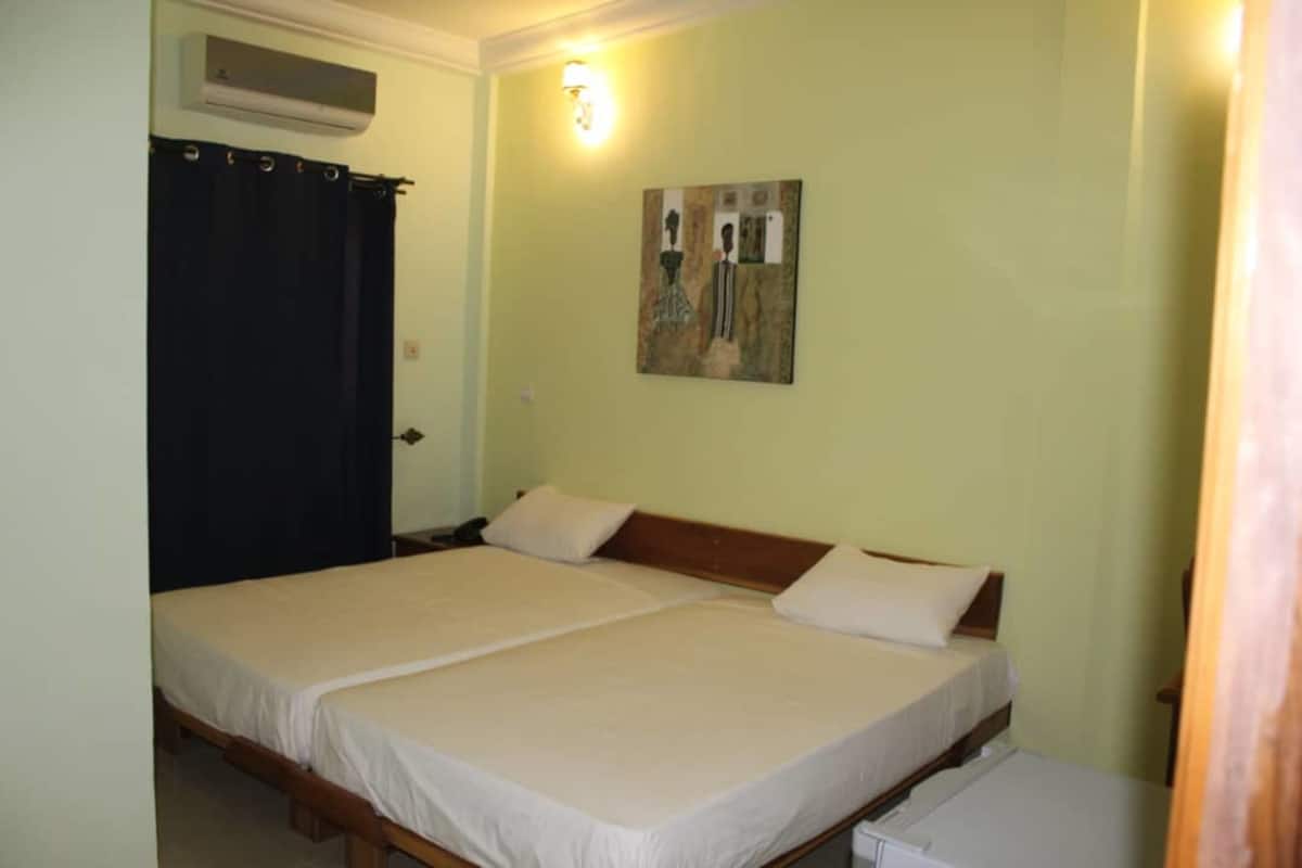 Double or Twin Room, 2 Single Beds, Non Smoking