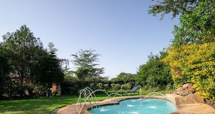 Punda Milias Lodge
