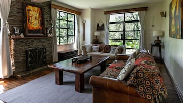 Villa de lujo, 4 habitaciones | Sala de estar