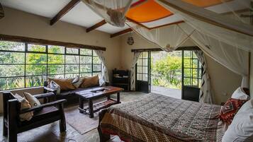 คอมฟอร์ทคอทเทจ, 3 ห้องนอน, ติดสวน | ตู้นิรภัยในห้องพัก, ห้องพักตกแต่งอย่างมีเอกลักษณ์, ตกแต่งพิเศษโดยเฉพาะ