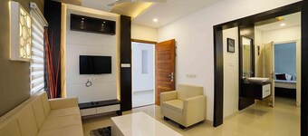 Ambalath Maple Leaves - Hostel