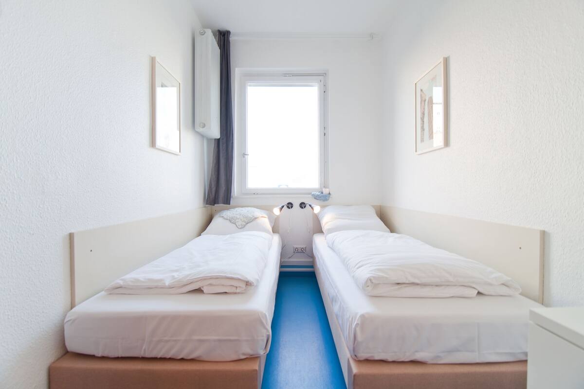 Wedding 18 | 1 bedroom, free WiFi, bed sheets