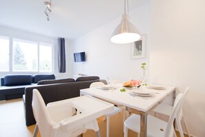 Wedding 5 | In-room dining - Apartments elPilar Wedding (Berlin)