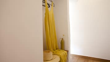Desk, laptop workspace, blackout drapes, free WiFi