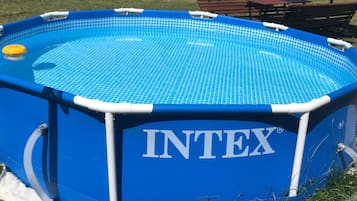 Piscina stagionale all'aperto