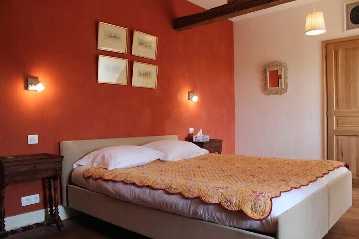 Room (Delfica) | Iron/ironing board (on request), WiFi (free), individually decorated