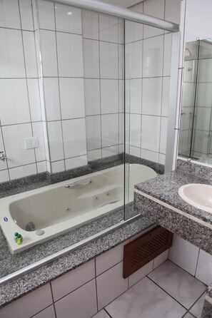 Shower - Hotel Soldera Inn (Sertaozinho)