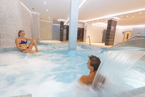 Sauna seca, sauna a vapor, fontes termais/minerais