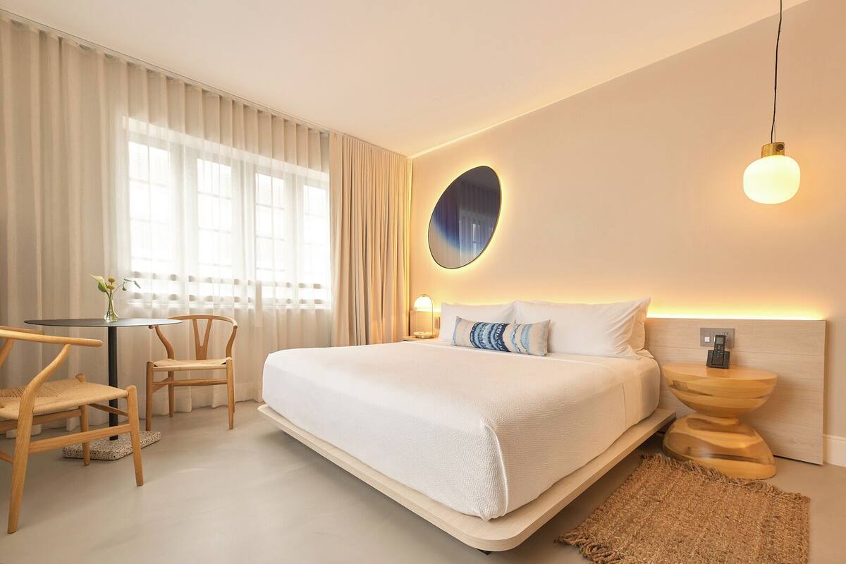 Superior King | Premium bedding, pillowtop beds, minibar, in-room safe