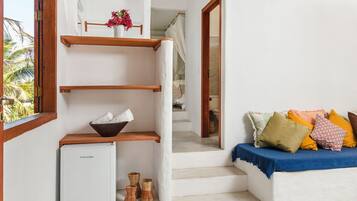 1 bedroom, minibar, blackout drapes, free WiFi