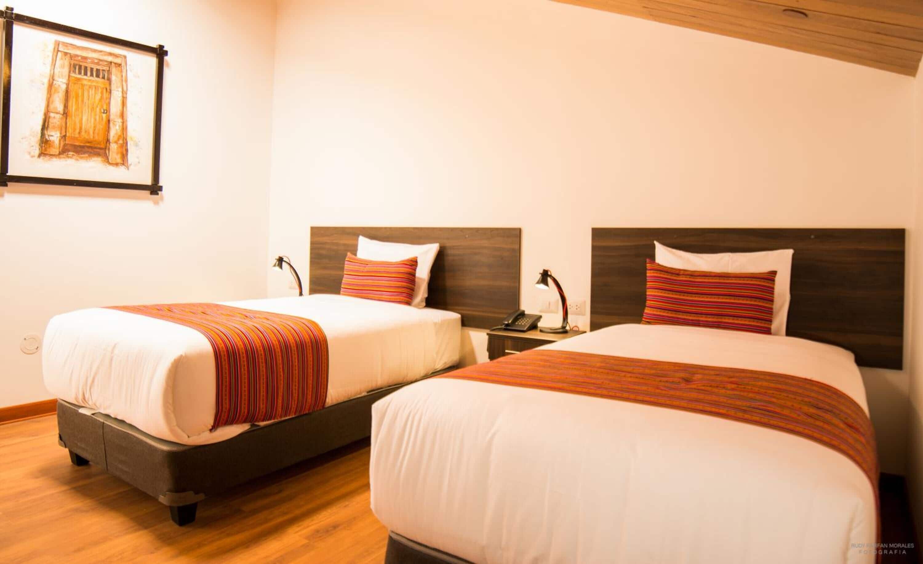 exclusive twin room, 2 single beds | in-room safe, desk, free wifi, bed sheets