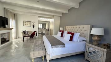 Grand Suite, 1 Katil Raja (King), City View | 1 bilik tidur, cadar kapas Mesir, peralatan tempat tidur premium