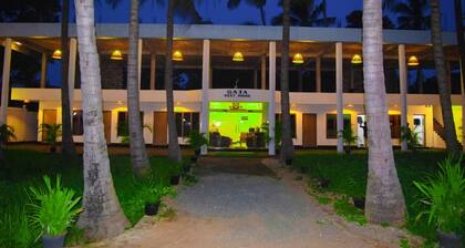 Gaja Hotel & Rest House
