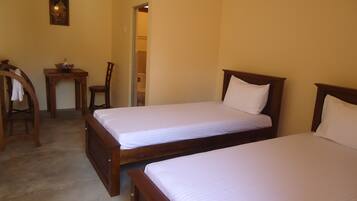 Economy-Zweibettzimmer, 2 Einzelbetten, Nichtraucher