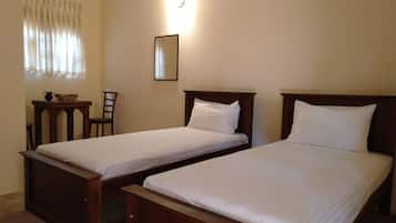 Economy Twin Room, 2 Single Beds, Non Smoking