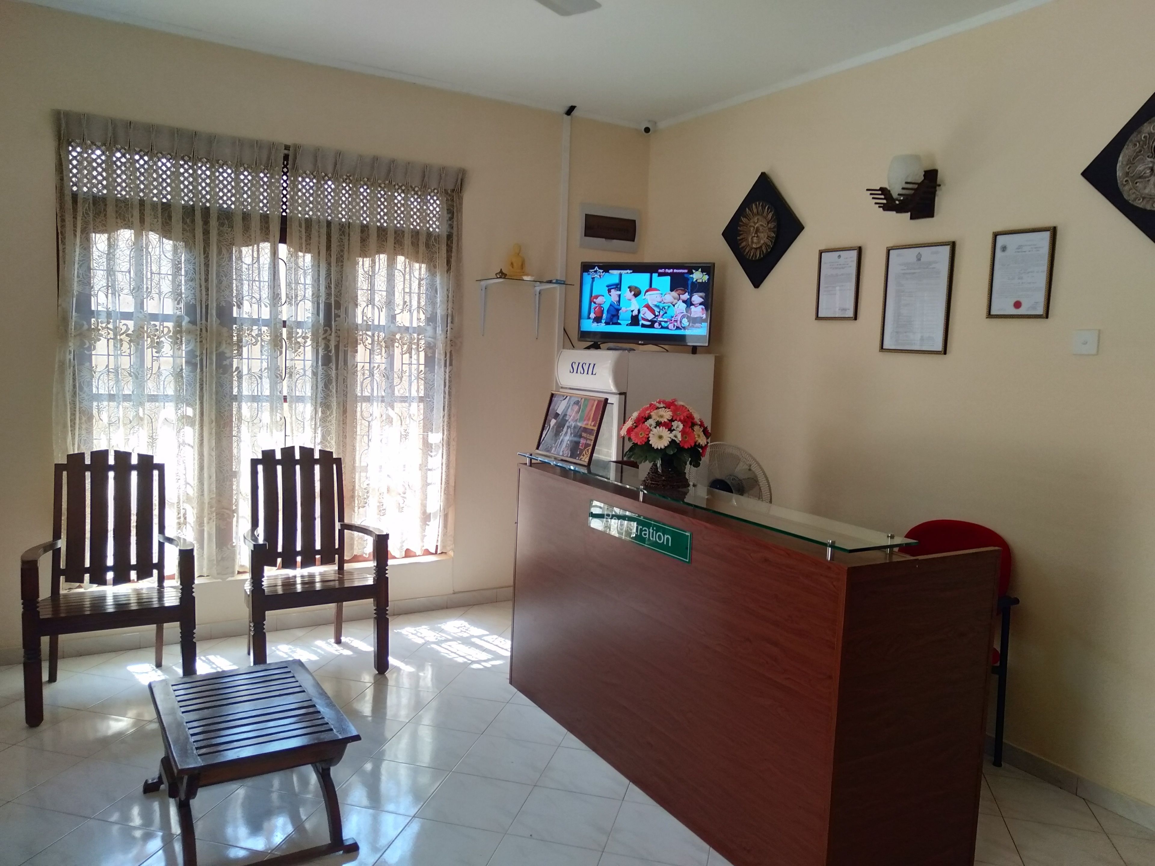 Coin salon dans le hall