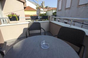 Luxury Quadruple Room | Balcony