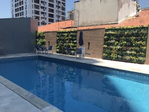 Outdoor pool - Apto Frente p/ Praia Barra da Tijuca c/ Garagem (Rio de Janeiro)