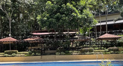 Kayhlan's Leisure Farm