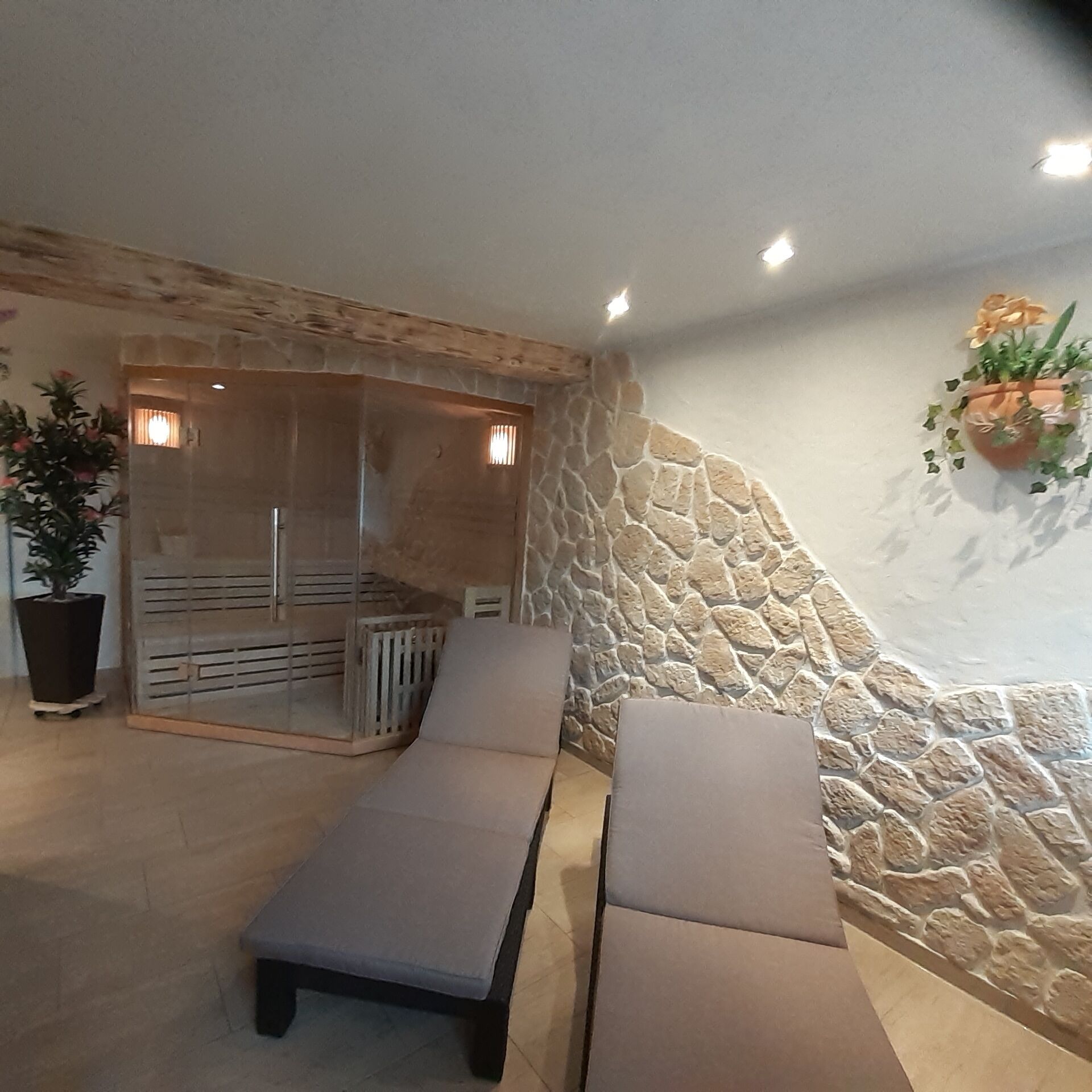 Top Holiday house in quiet location with panoramic views