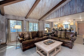 Flat-screen TV, fireplace, video games, DVD player