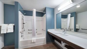 Free toiletries, towels
