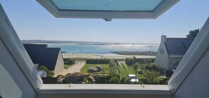 Interior - HOUSE with sea view (Kerlouan)