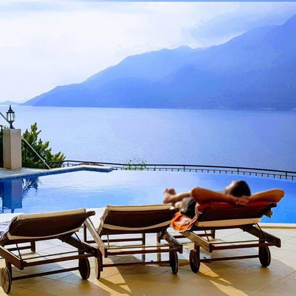 Piscine extérieure, piscine chauffée