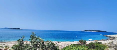 Playa en los alrededores