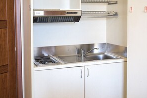 Fridge - M031 - Marcelli, new seafront studio apartment with terrace (Marcelli)