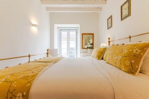 3 chambres, chambres insonorisées, fer et planche à repasser, Wi-Fi