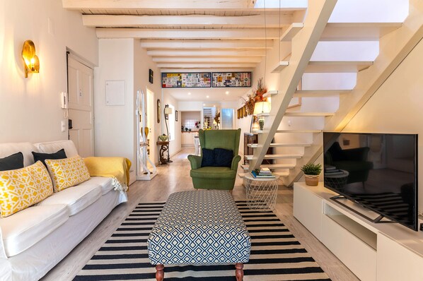 Télévision, Netflix, lecteur de DVD, services de streaming