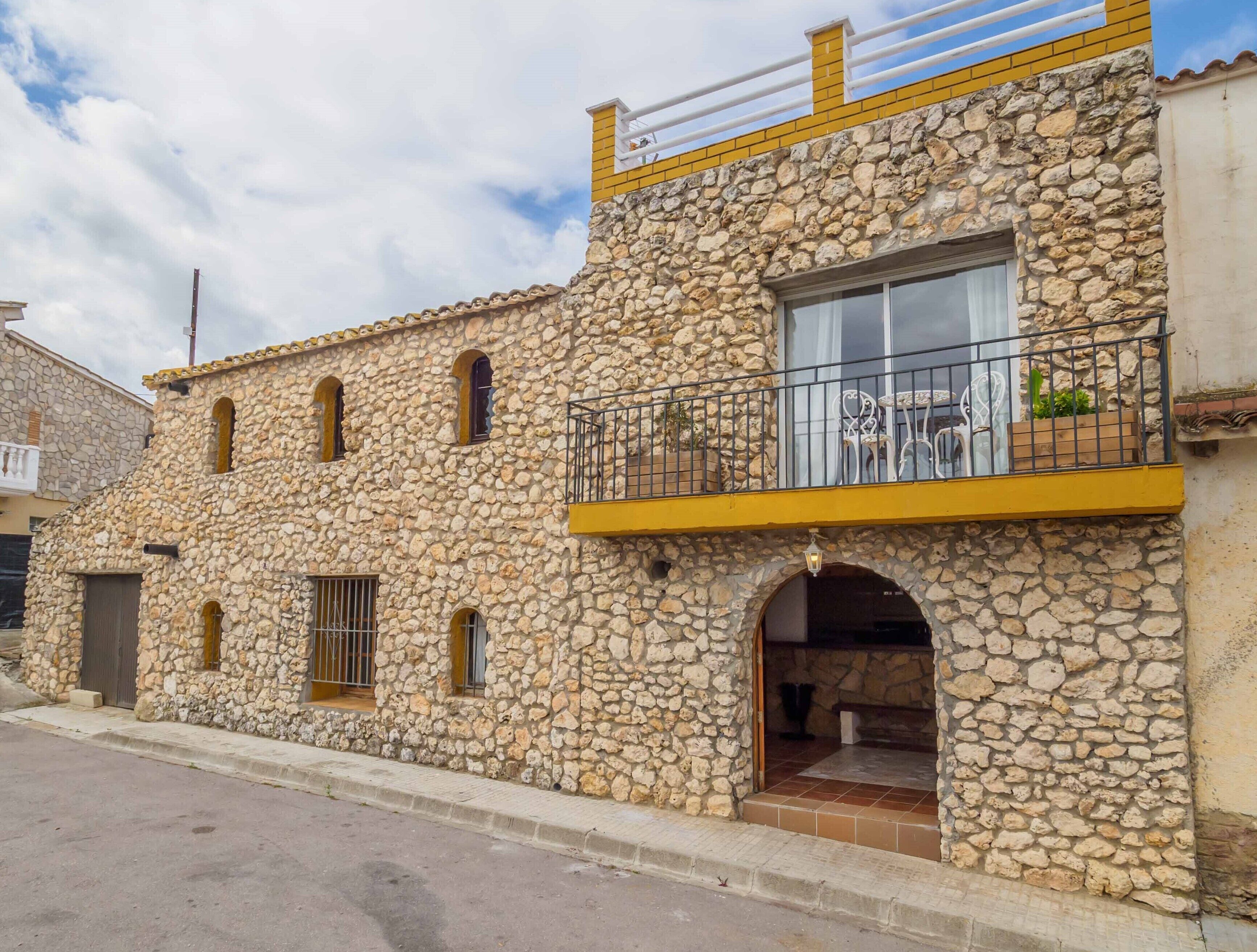 Country house Alt near Sitges for 10 guests