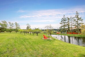 Front of property - Trumpeter Inn (Friday Harbor)