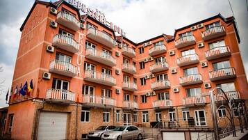 Overnatningsstedets facade