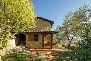 Exterior - House & Dependance for 6 People, Wonderful place, Garden, Wifi, Tuscany (Corsanico-bargecchia)