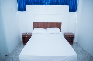 Basic Double Room | Free WiFi, bed sheets