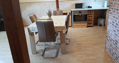 Mukava kalustettu huoneisto Ihana lähellä luontoa