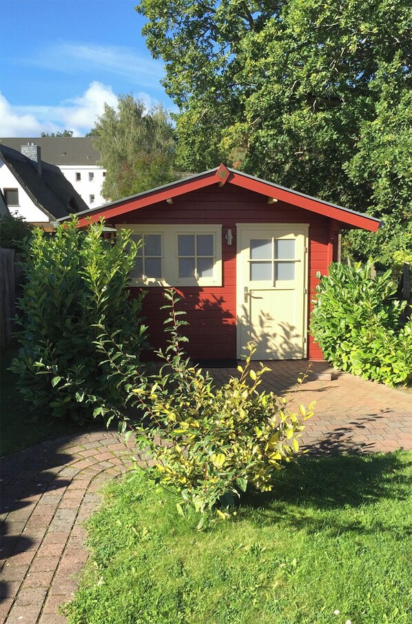 Exterior detail - Holiday house near the forest and beach, sauna, Wi-Fi, garden with barbecue, 6 pers. (Prerow)