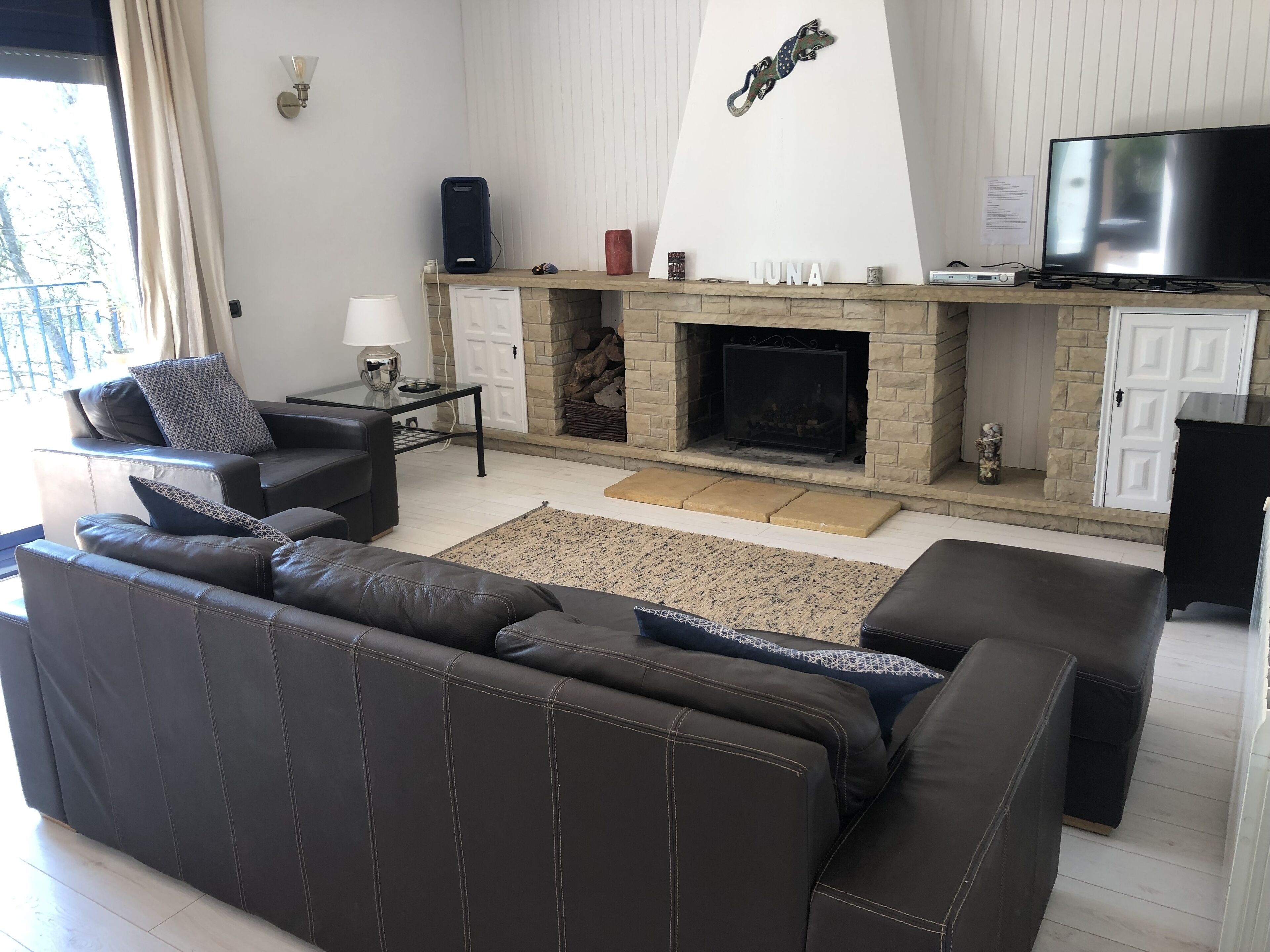 Charming Villa Luna With Large Private Pool