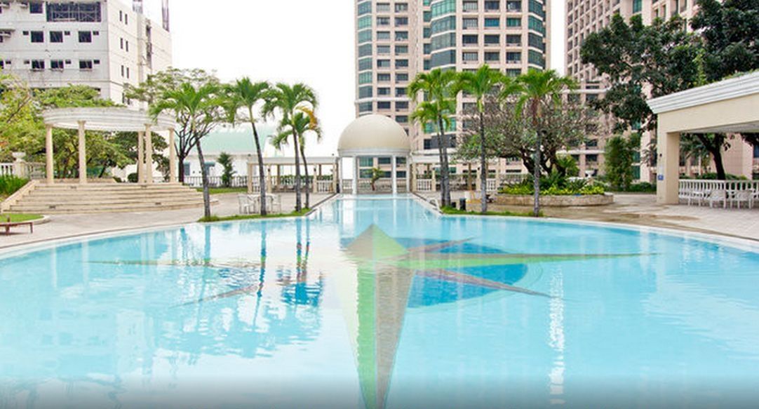 A communal pool at the Bramante Plaza with access through the 1st floor.