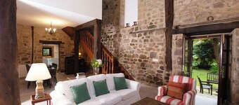 Chapel Garden House  part of  17th C Palacio de Hualle  Comillas / beaches