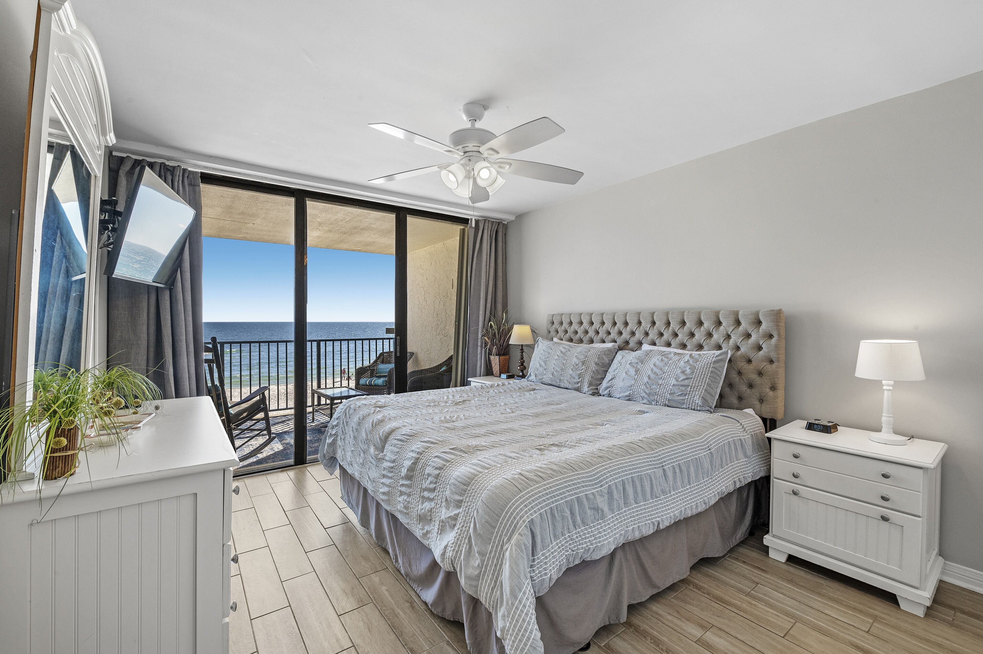 2023 Upgrades! | Spacious 3b/3b Corner Condo | Private Beachfront Balcony | My Beach Getaways