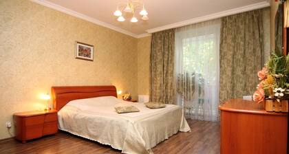One-bedroom apartment near Deribasovskaya