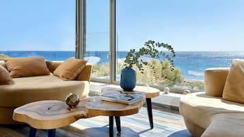 Smart TV, chimenea, tenis de mesa y oficina